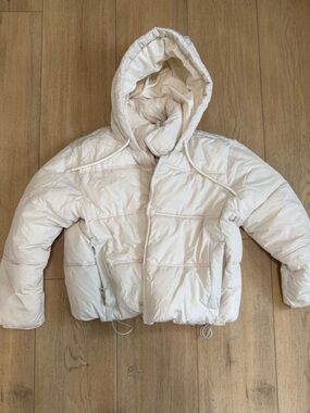 Zara Off-White Quilted Hooded Puffer Jacket